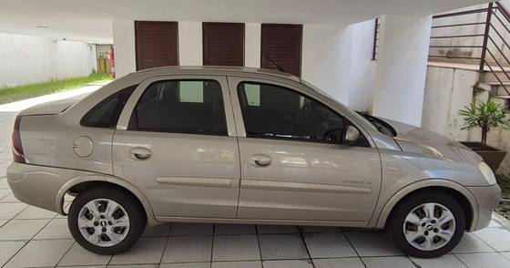 CHEVROLET CORSA 1.4 MPFI PREMIUM SEDAN 8V FLEX 4P MANUAL
